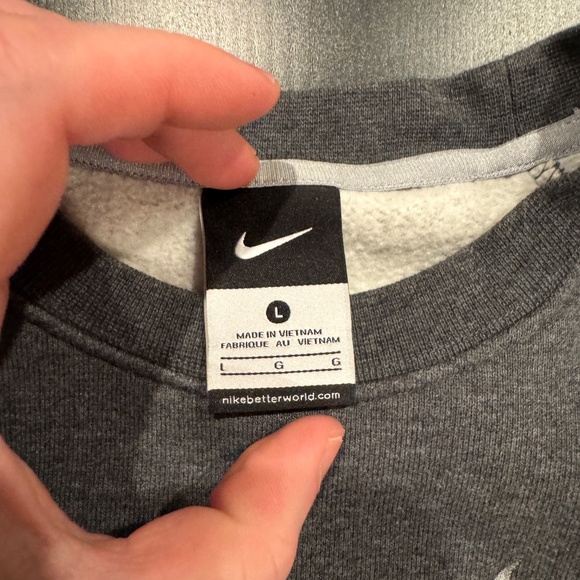 Oregon Ducks x Nike Crewneck Sweatshirt size Large - Picture 2 of 4